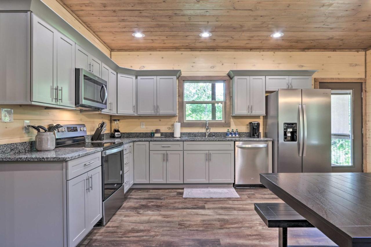 セバービル Smoky Cove Retreat With Private Hot Tub And Deck!ヴィラ エクステリア 写真
