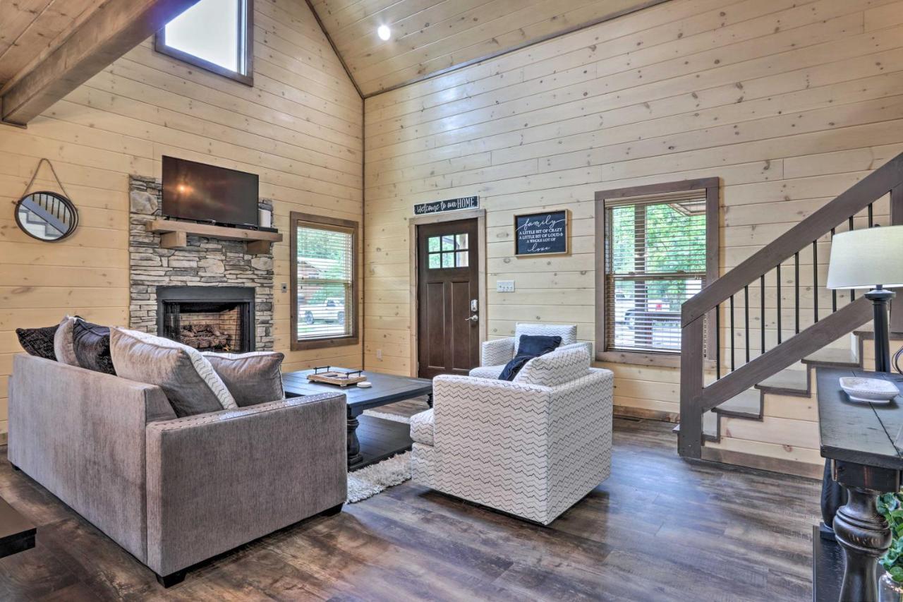 セバービル Smoky Cove Retreat With Private Hot Tub And Deck!ヴィラ エクステリア 写真