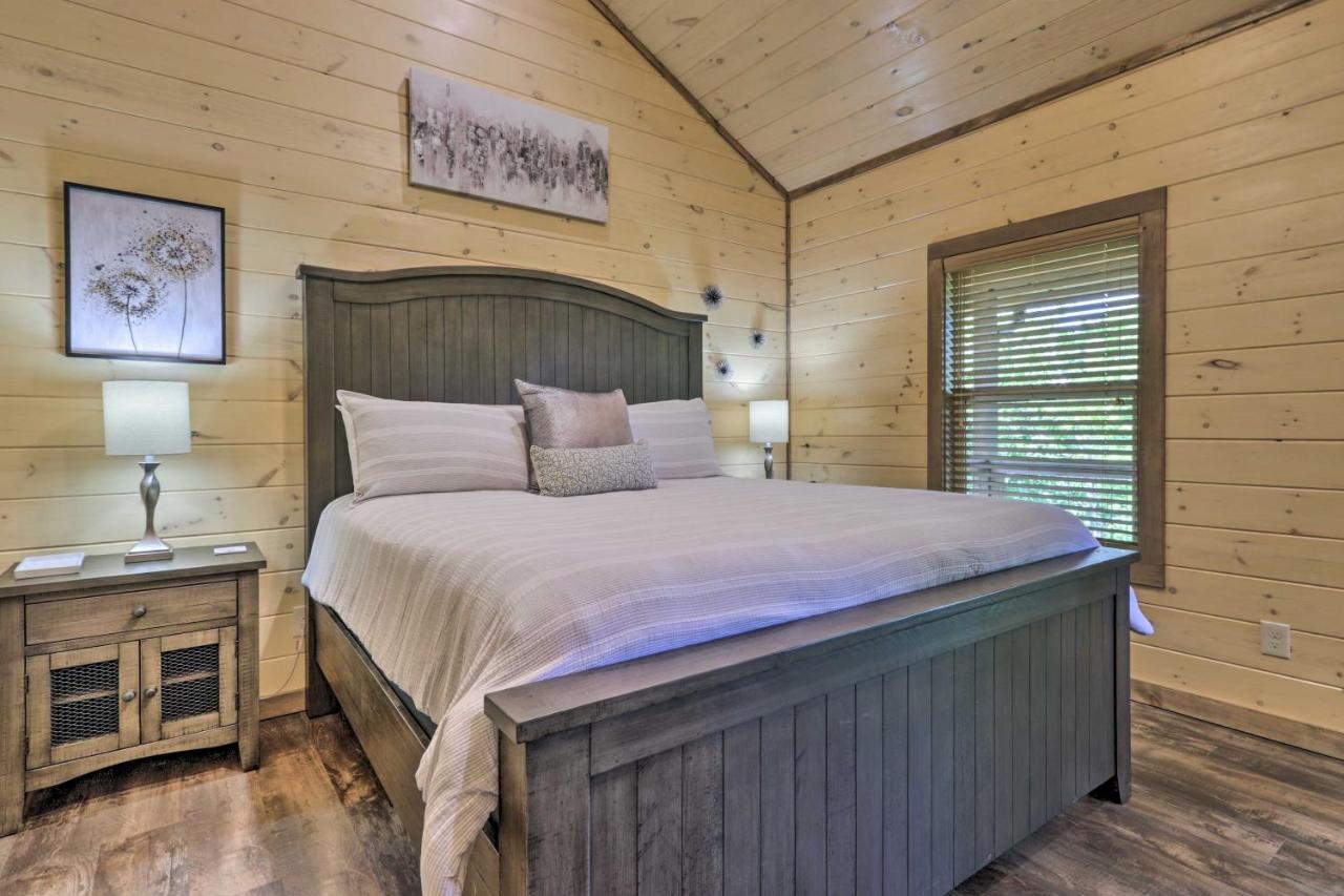 セバービル Smoky Cove Retreat With Private Hot Tub And Deck!ヴィラ エクステリア 写真